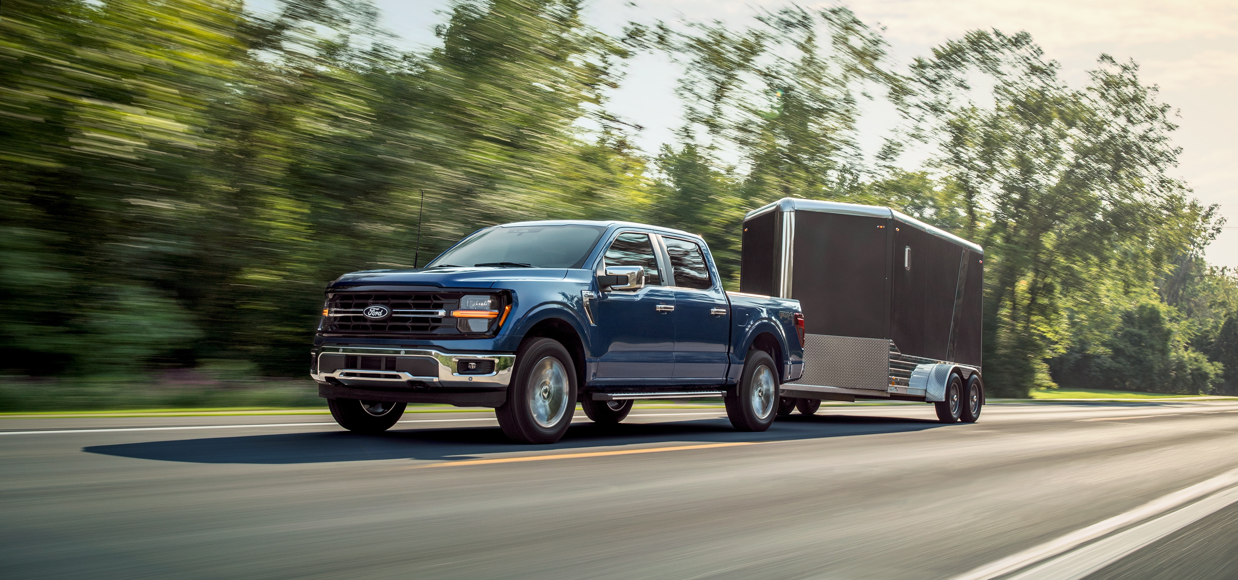 2024-Ford-F150-XLT-CrewCab-Truck-L01.jpg